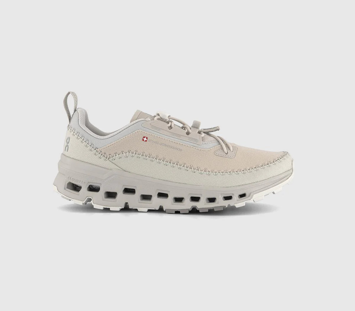 ON Cloudaway 2 Trainers Sand Ice F UK Size 4