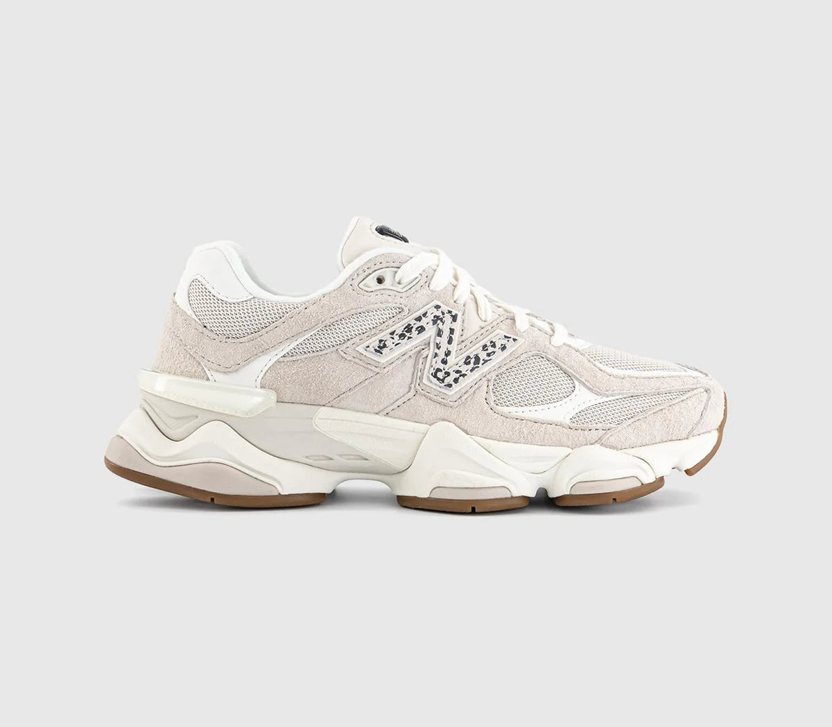 New Balance 9060 Trainers Moonbeam Sea Salt Black Asp UK Size 8