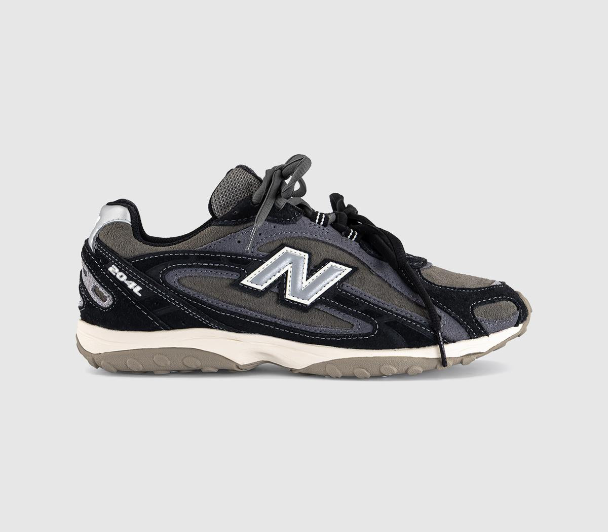 New Balance 204L Trainers Black Magnet UK Size 6