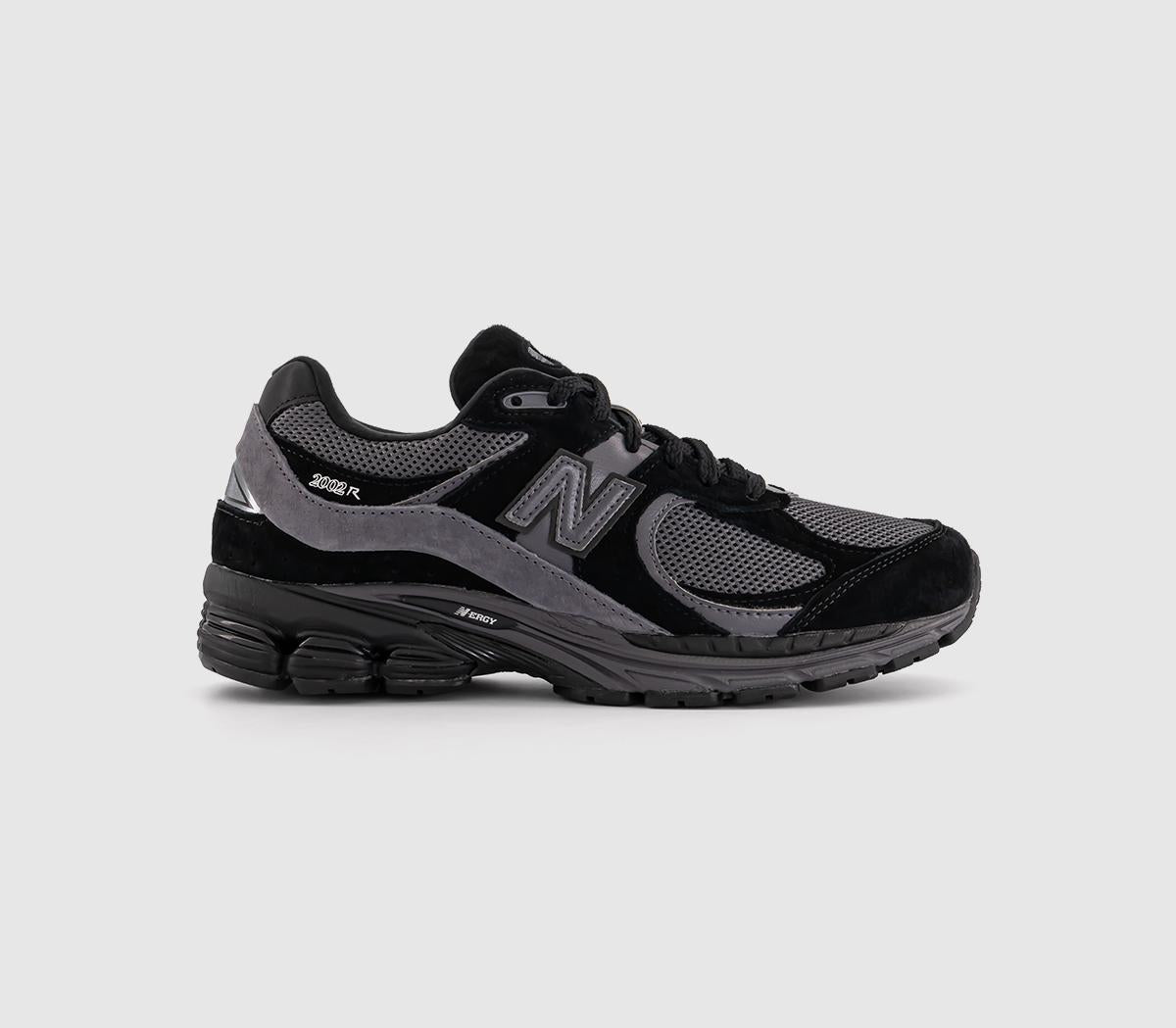 New Balance 2002 Trainers Black