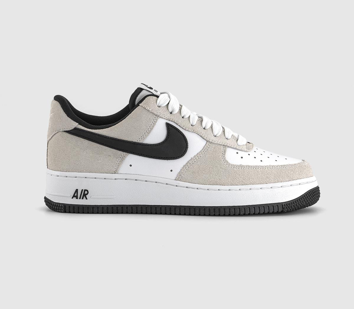 Nike Air Force 1 07 Trainers White Black White Black