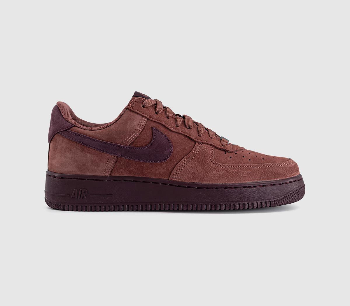 Nike Air Force 1 07 Trainers Red Sepia Red Mahogany Qs