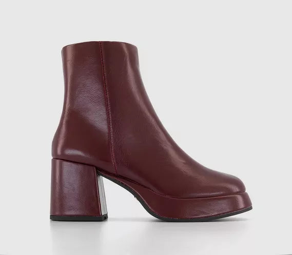 Womens Office Audio Square Toe Platform Boots Burgundy