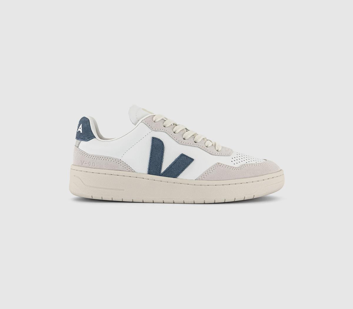 Veja V90 Trainers Extra White California F