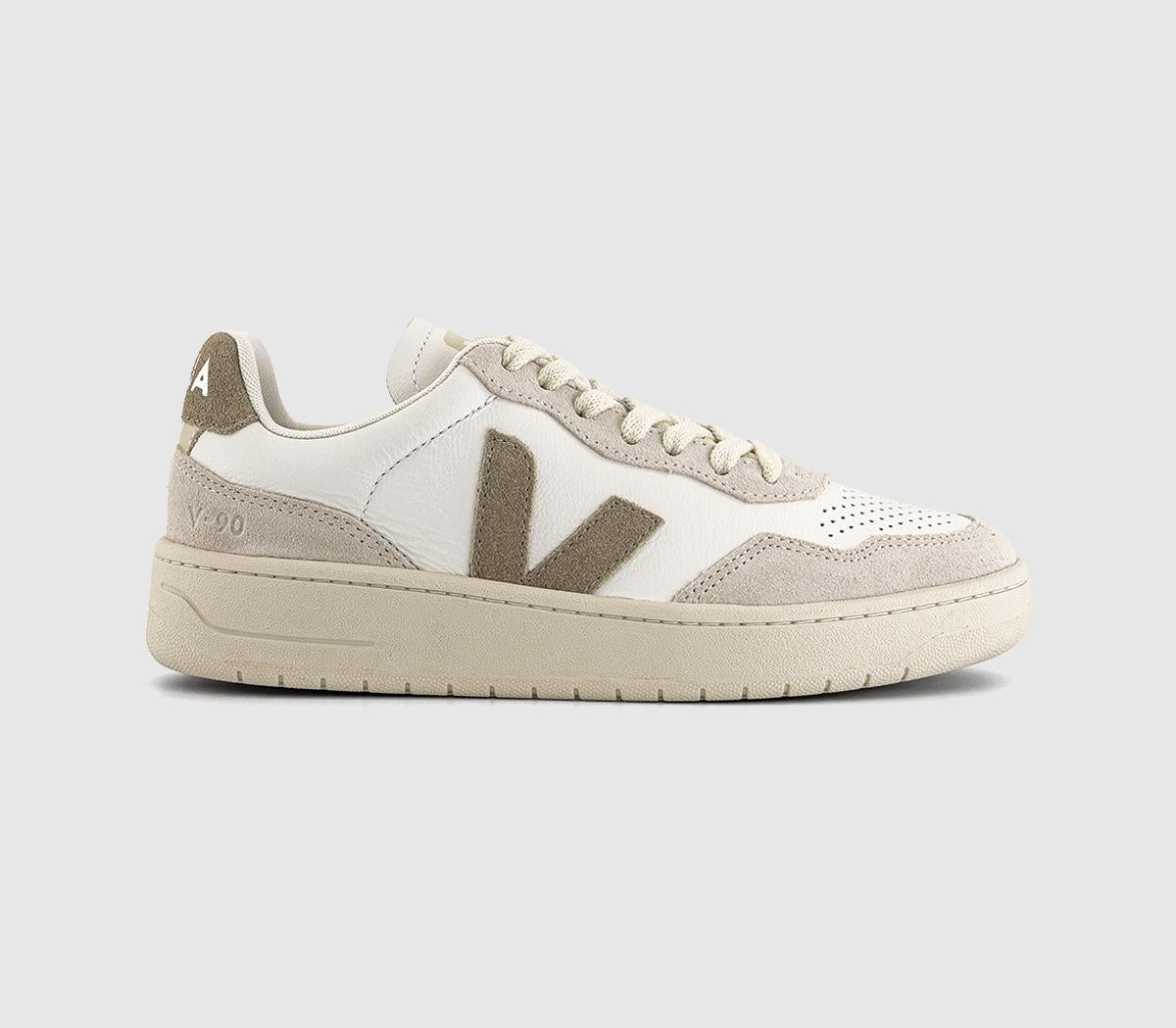 VEJA V90 Trainers White Taupe F UK Size 5