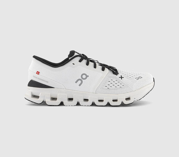 On Running Cloud 4 X Trainers Ivory Black