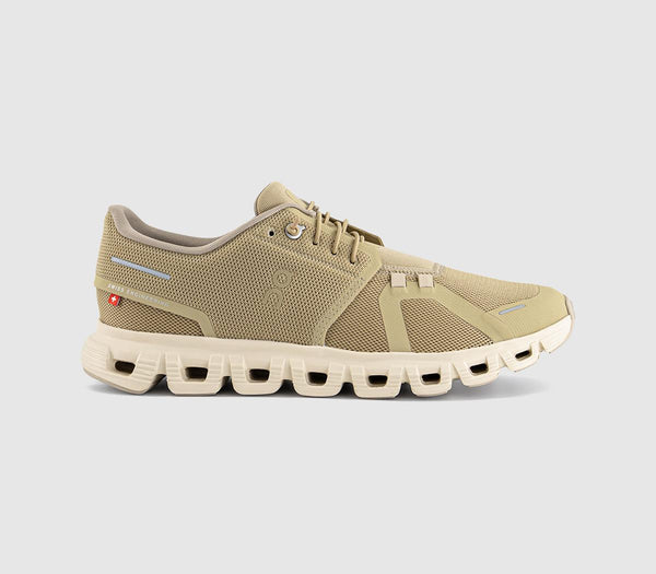 ON Cloud 6 Trainers Chai Sand