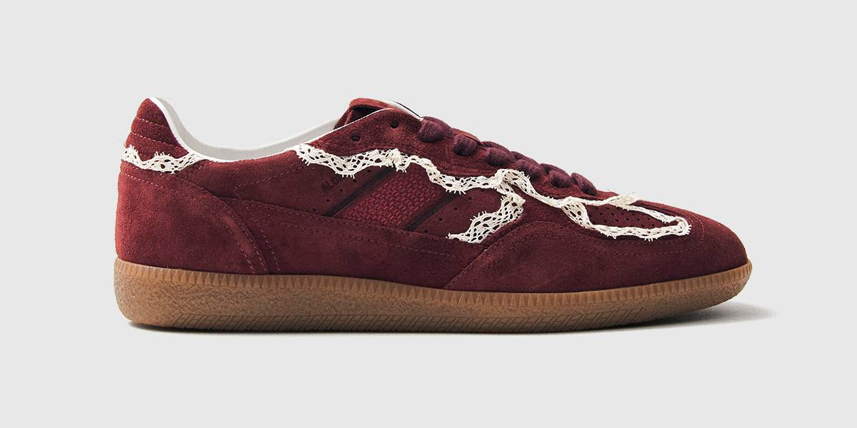Chochotte Alex 37　AA Womens ALOHAS TB490 Crochet Sneakers Burgundy – OFFCUTS SHOES by