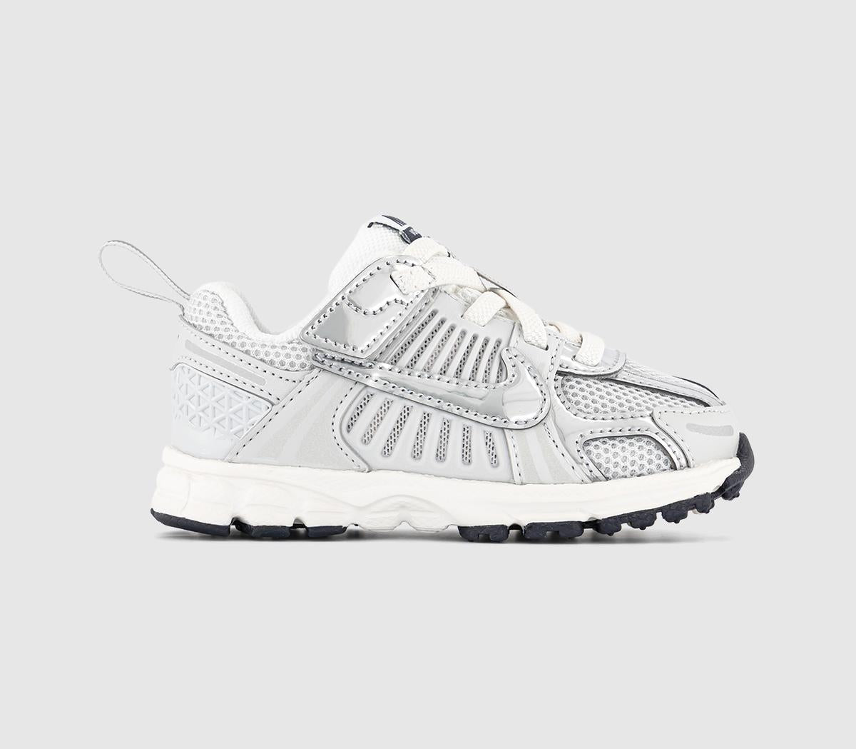 Kids Nike Vomero Infant Trainers Photon Dust Chrome Gridiron Sail