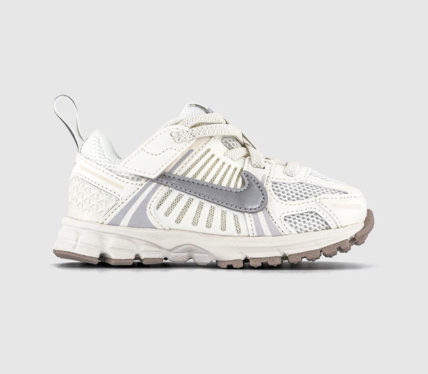 Kids Nike Vomero Infant Trainers Sail Metallic Silvervast Grey