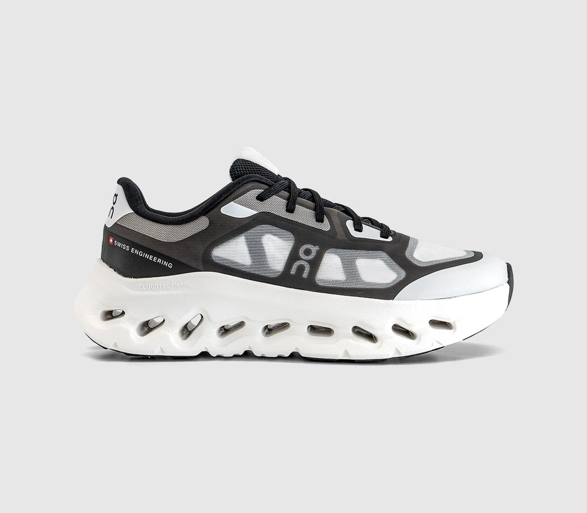 ON Cloudtilt Trainers Remix Black Ivory