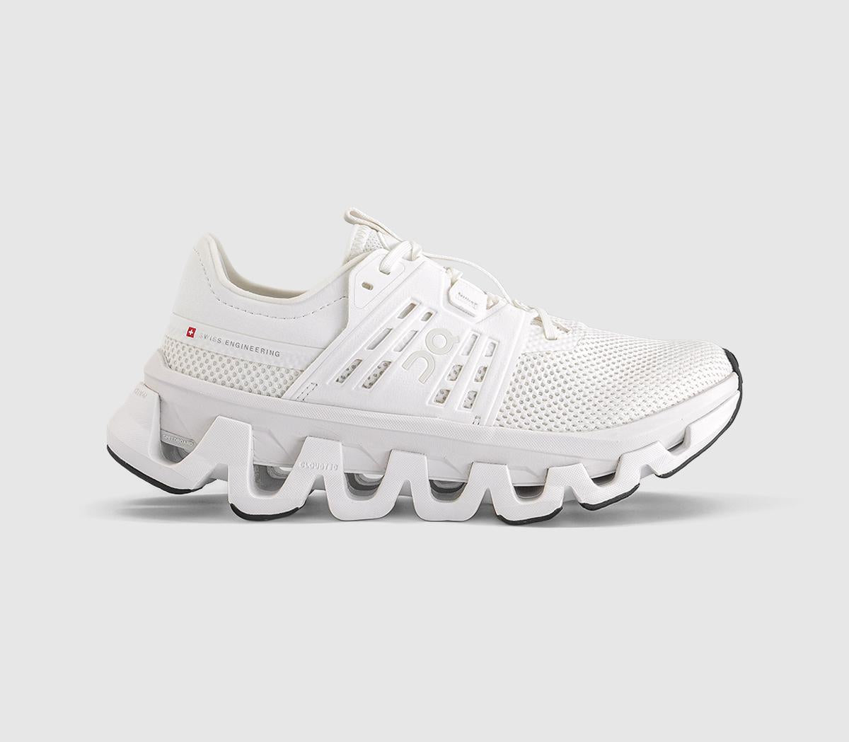 On Cloudswift Amp Trainers White White F