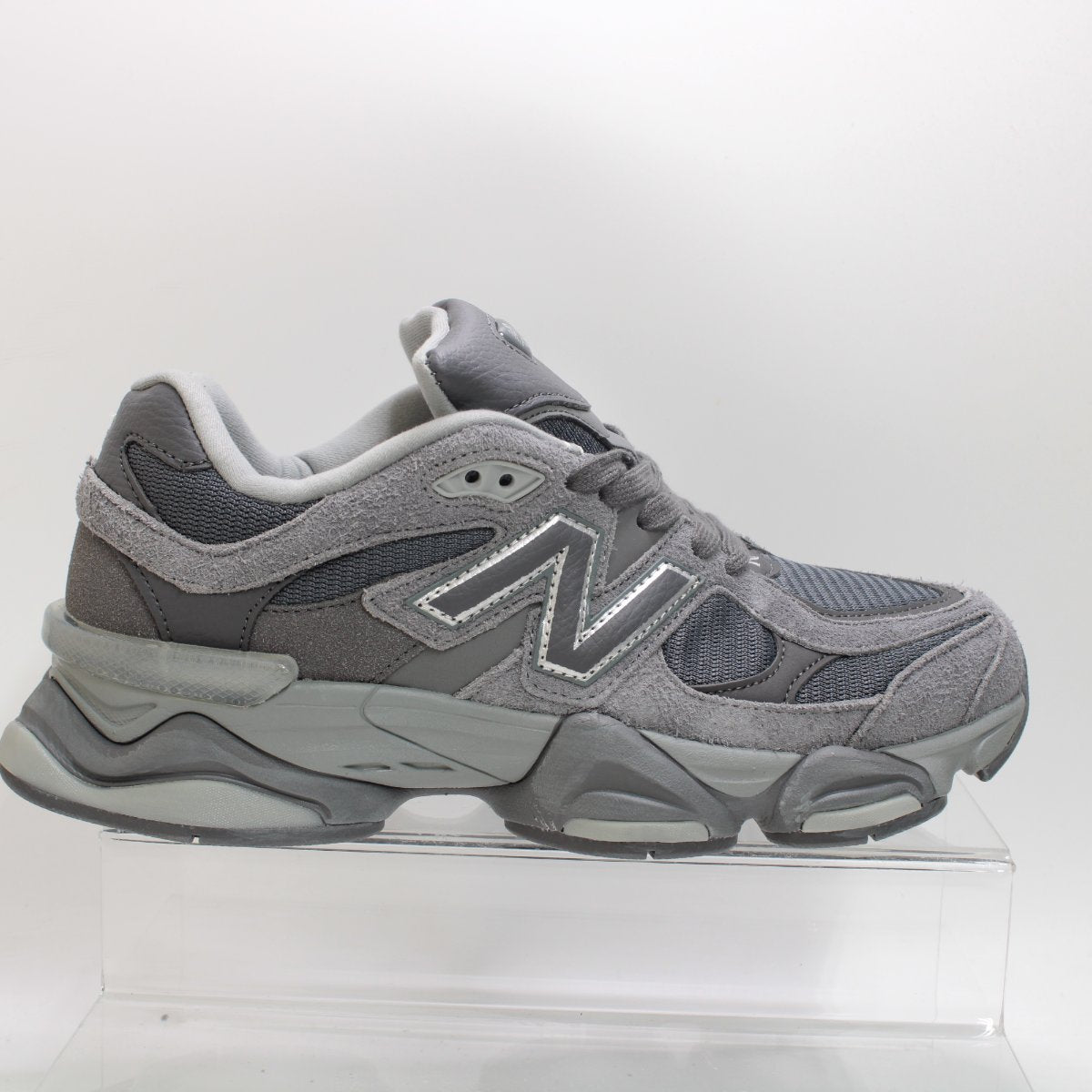 New Balance New Balance 9060 Grey Grey UK Size 8