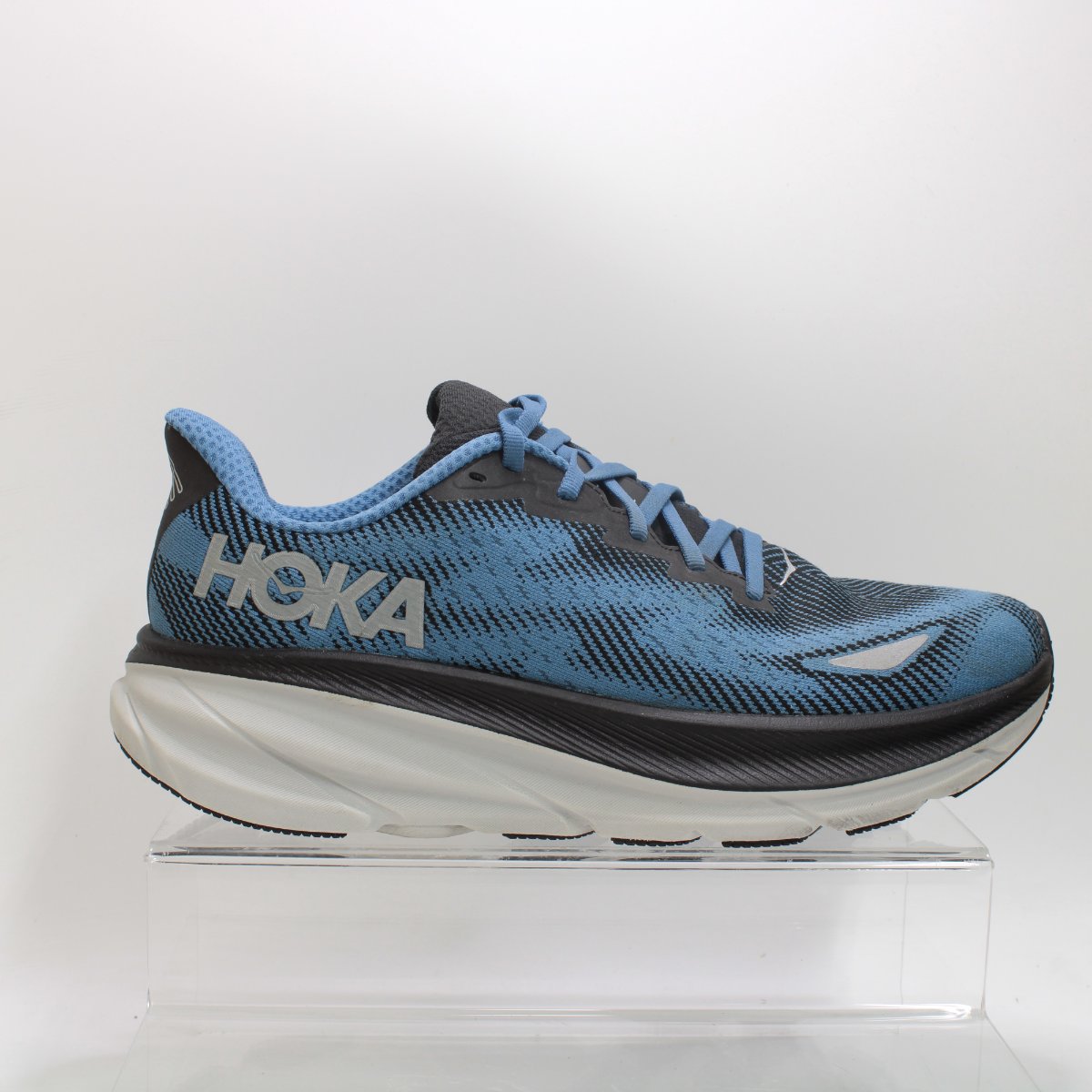 HOKA Clift 9 Gore-Tex Trainers UK Size 9