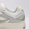 Saucony Progrid Omni 9 Trainers White Silver UK Size 5