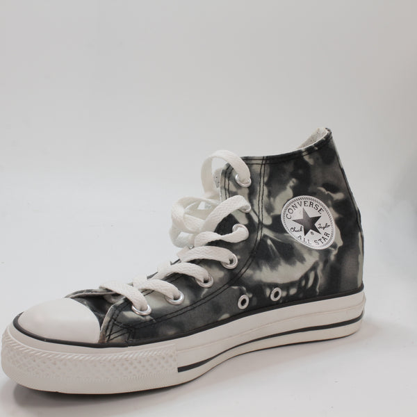 Converse Chuck Taylor All Star Hi Trainers - UK Size 4