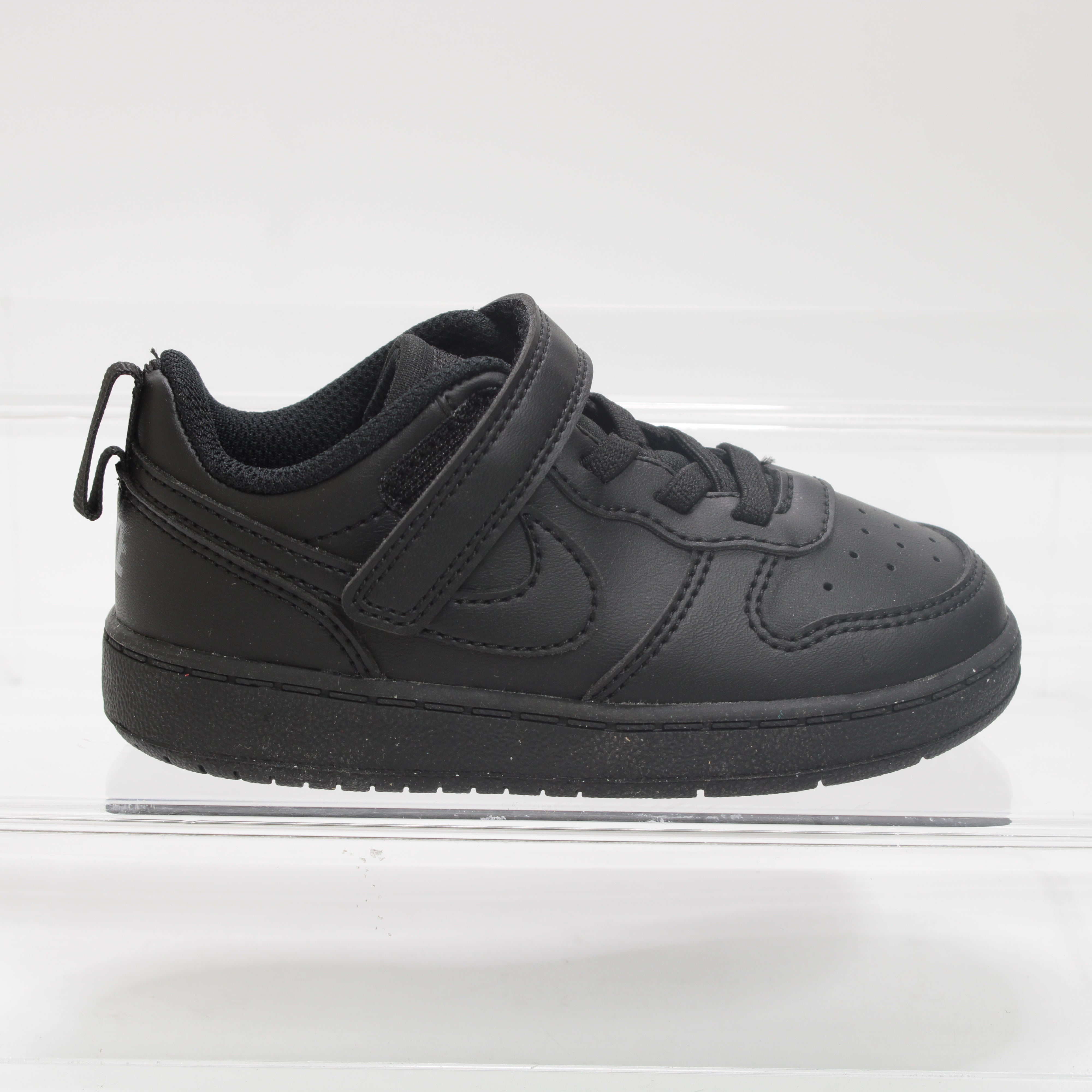 nike black court borough low sneakers