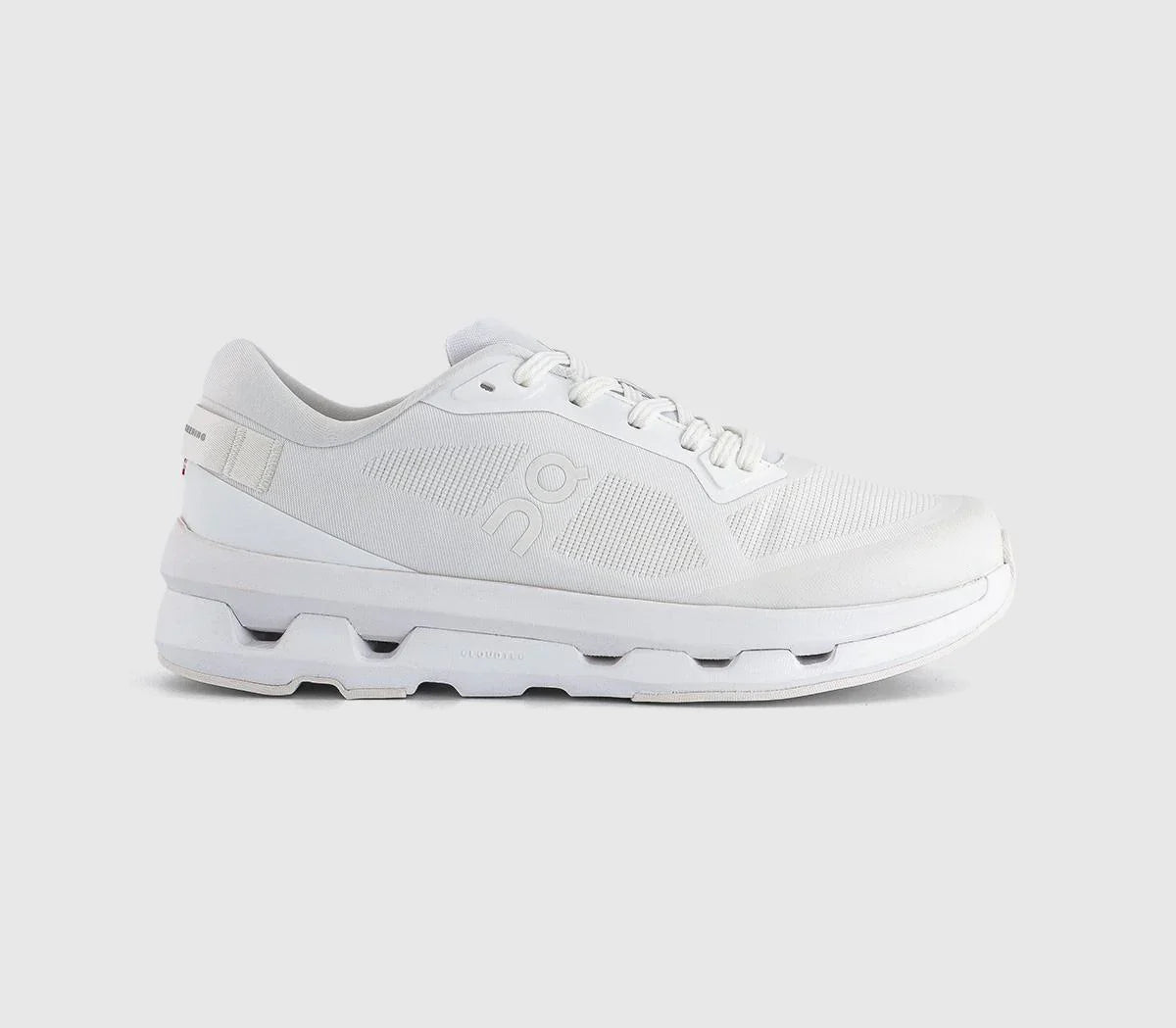 ON Cloudzone Trainers White White F UK Size 7
