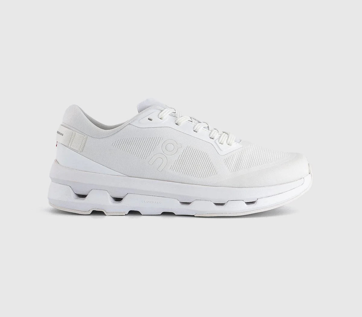 ON Cloudzone Trainers White White F UK Size 5