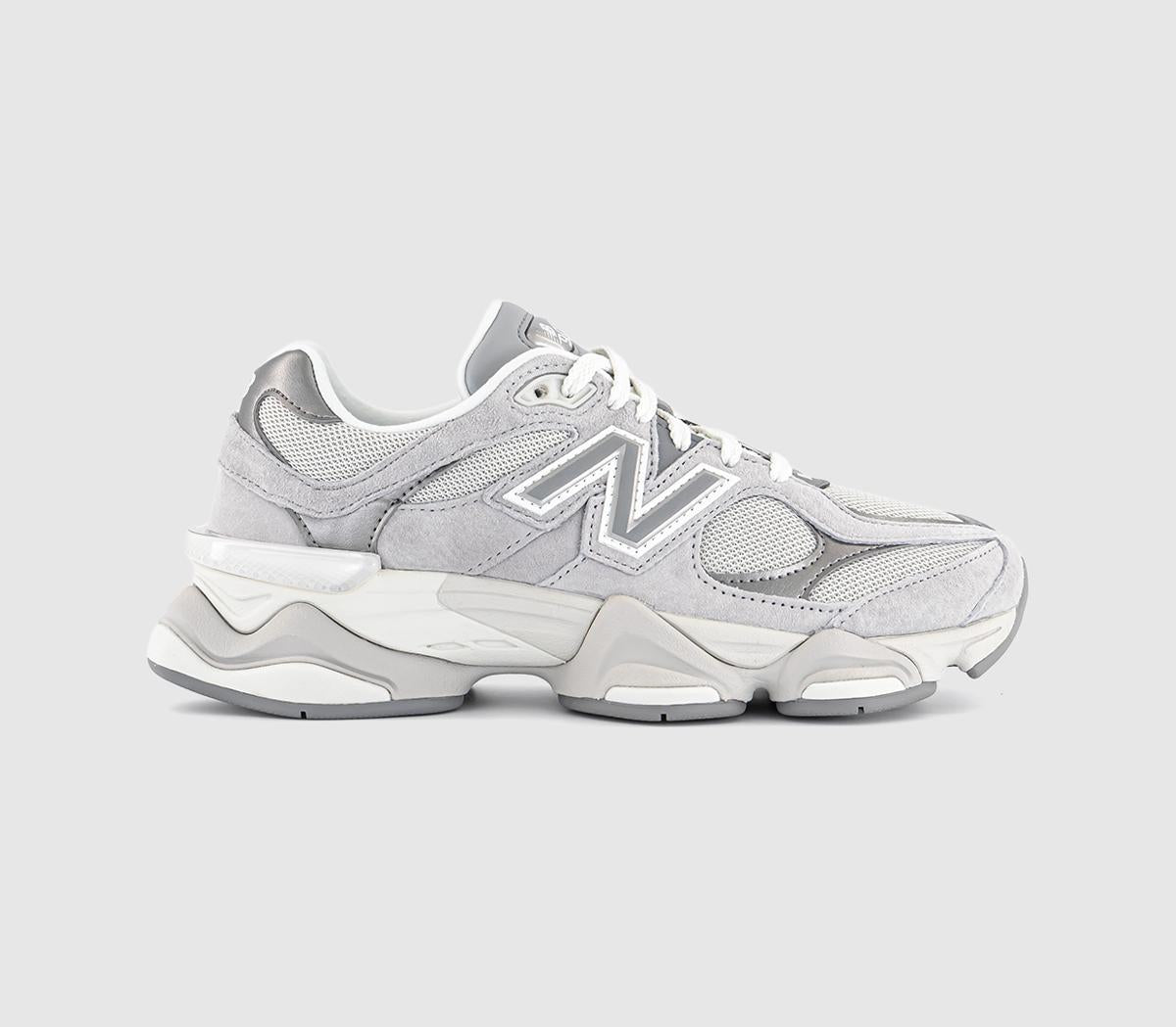 New Balance 9060 Trainers Raincloud UK Size 8.5