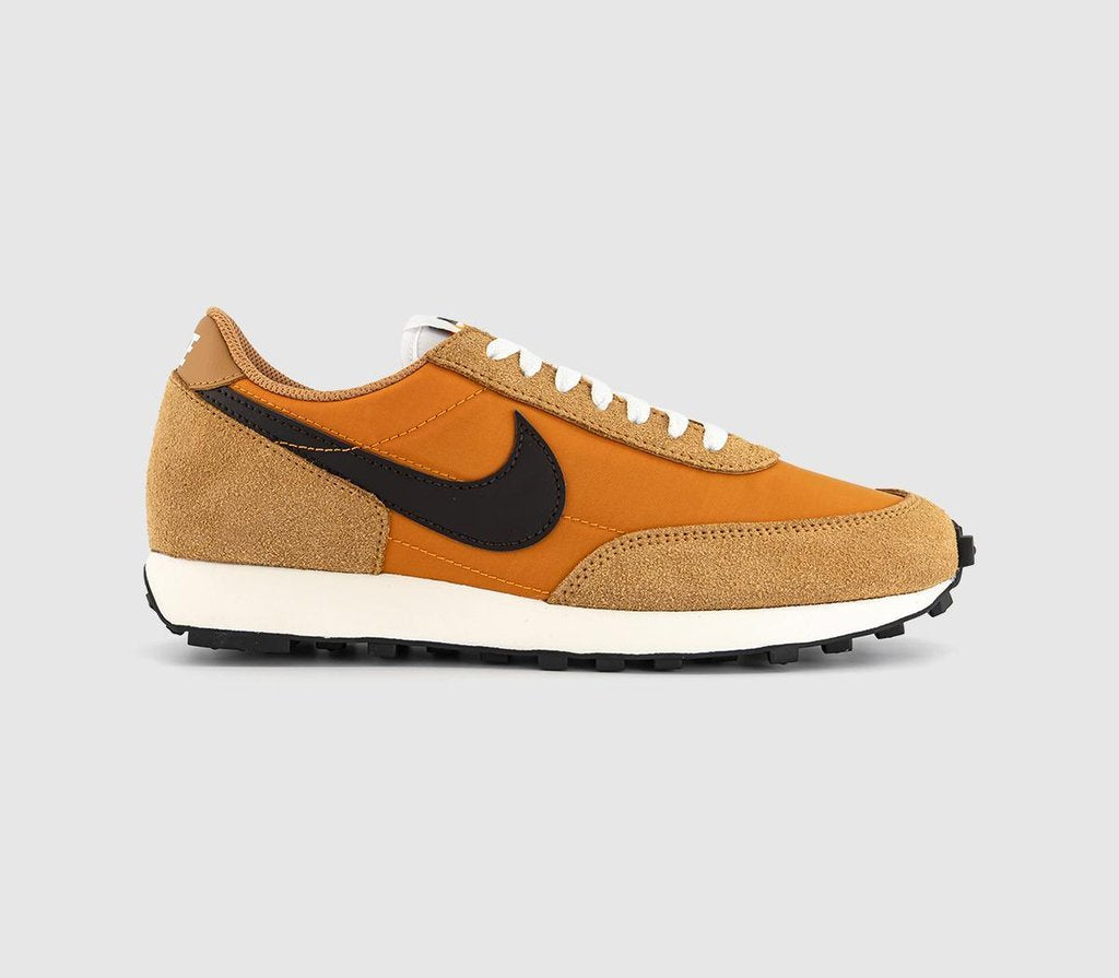 Nike Daybreak Trainers Flax Velvet Brown Monarch White Pale Ivory Black S