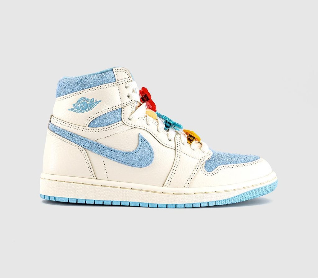 Jordan Air Jordan 1 High Trainers Pale Ivory Psychic Blue Coconut Milk