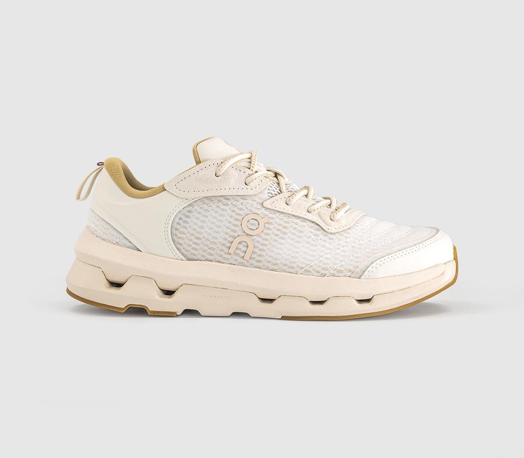On Cloudzone Moon Trainers Ivory