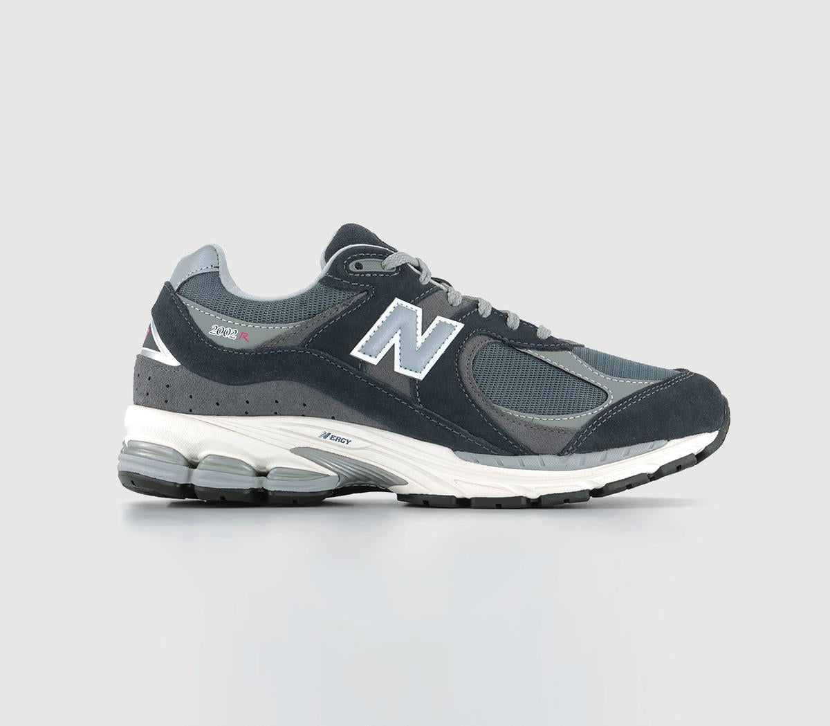 Mens New Balance 2002 Eclipse Navy Grey Offwhite Trainers