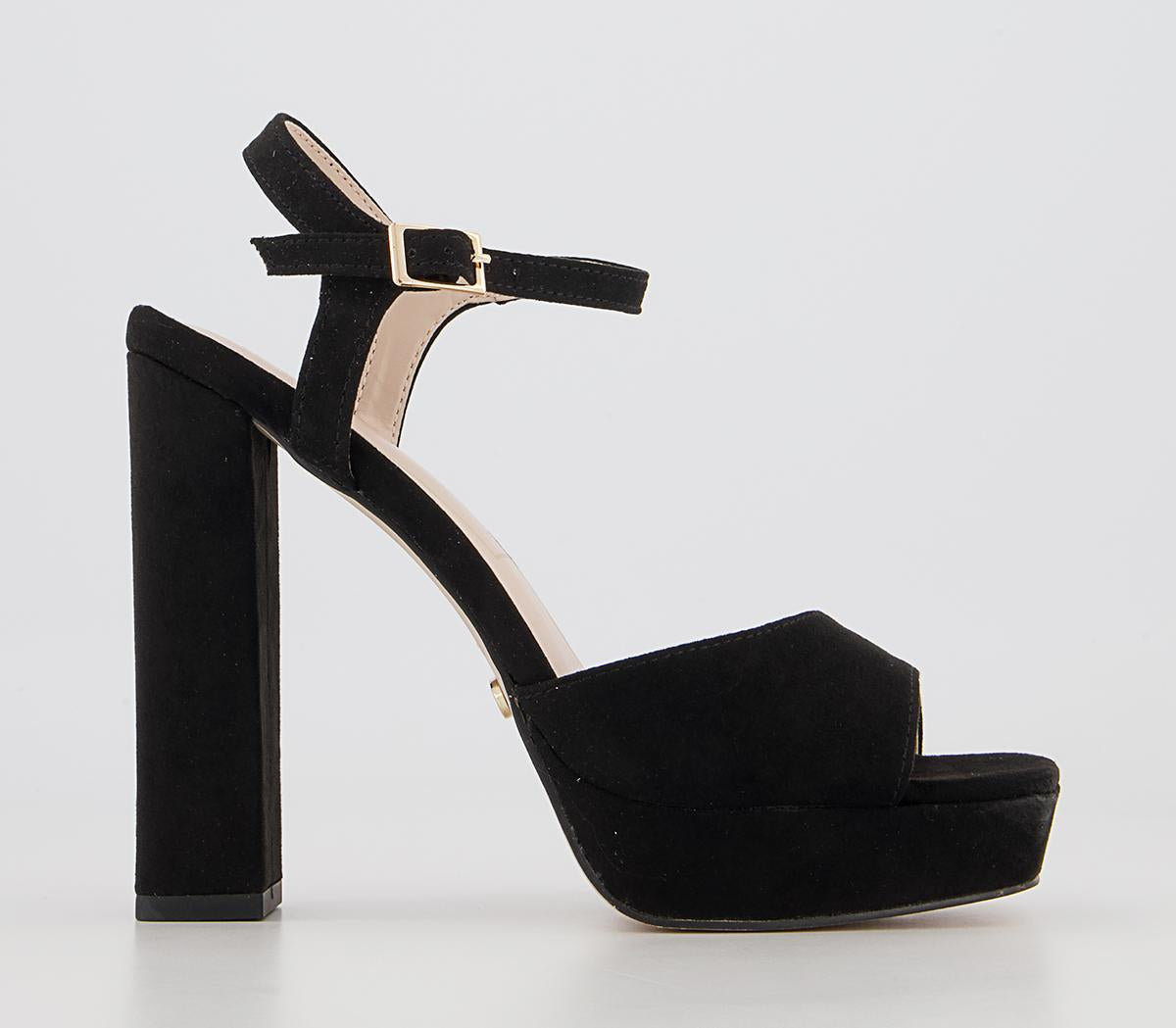 Square toe clearance black sandals