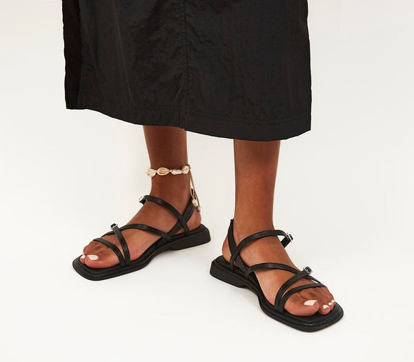 Womens Vagabond Shoemakers Izzy Strappy Sandals Black
