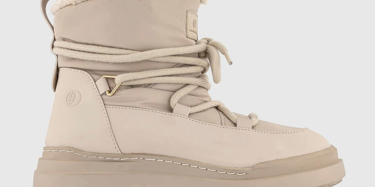 Beige sale snow boots